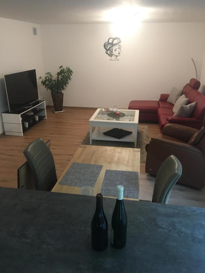Peter'S Ferienwohnung Im Souterrain Neuried  Exteriör bild