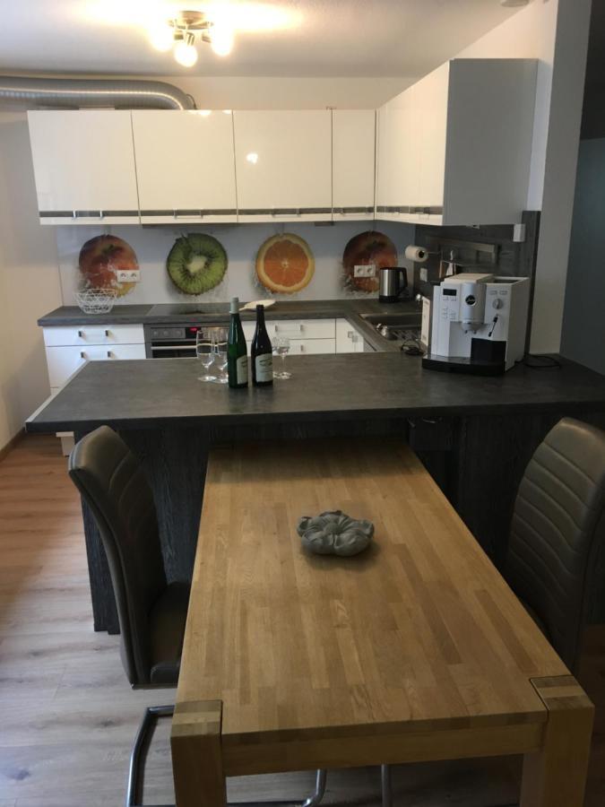 Peter'S Ferienwohnung Im Souterrain Neuried  Exteriör bild