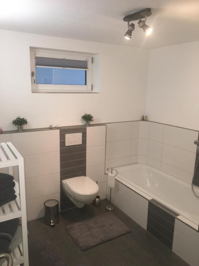 Peter'S Ferienwohnung Im Souterrain Neuried  Exteriör bild
